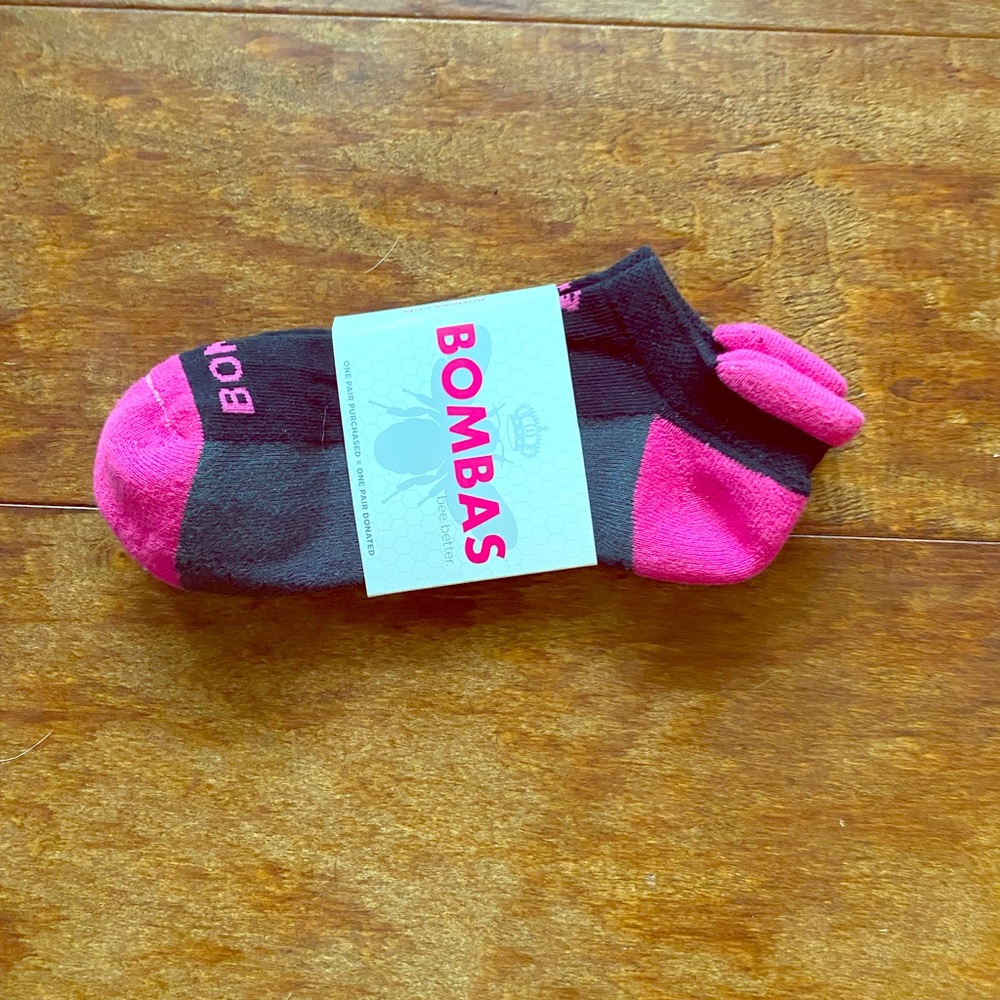 NWT Bombas socks